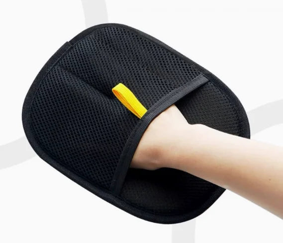 Effective Pet Grooming Mittens For Cat Hair Removal